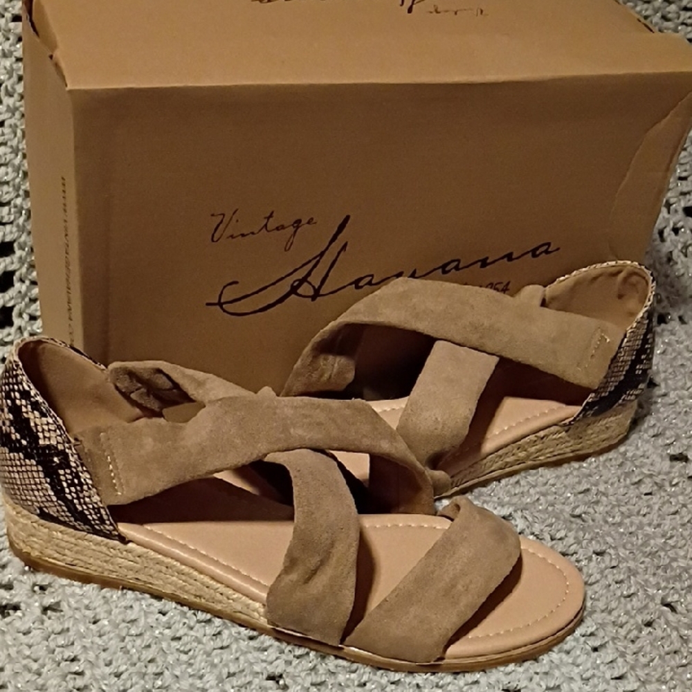 Vintage Havana Women's Brown Espadrille Sandals